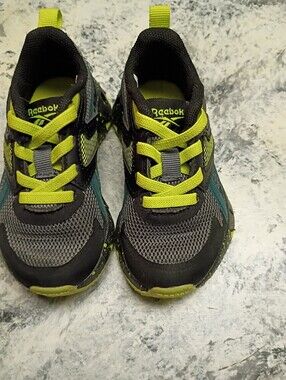 Reebok Kids Gray & Neon Green Trail Sneakers